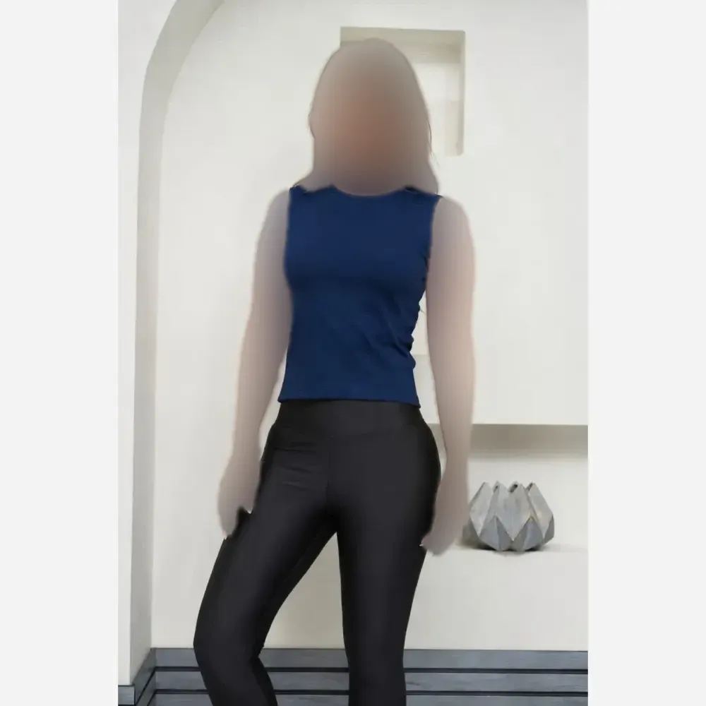 تاپ زنانه کبریتی پنبه بیسیک مشکی