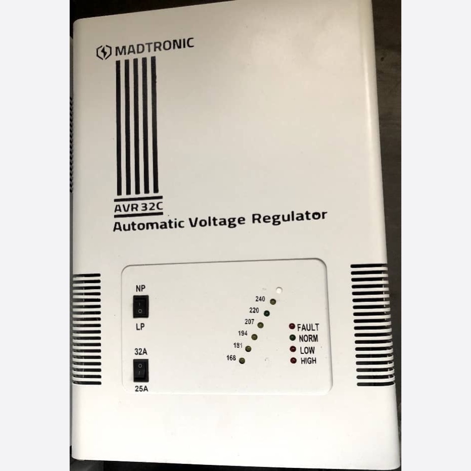 استابلایزر 6 KVA تک فاز تثبیت ولتاژ برق
