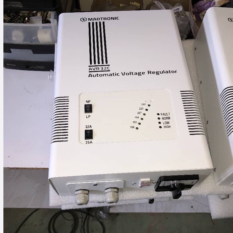 استابلایزر 6 KVA تک فاز تثبیت ولتاژ برق