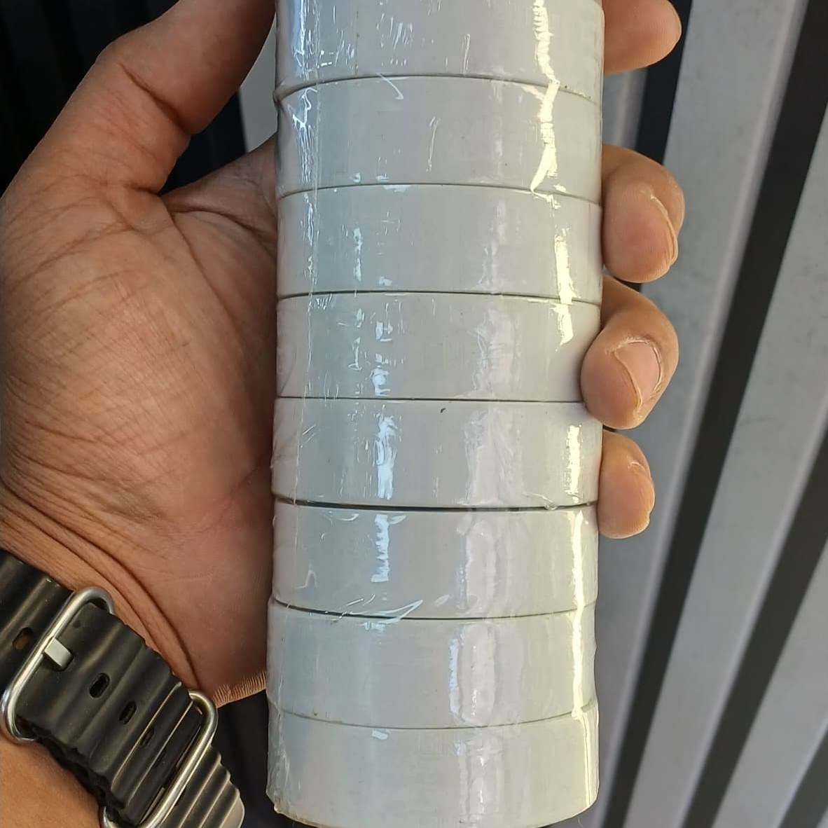 نوار چسب برق دنا بسته 240 تایی