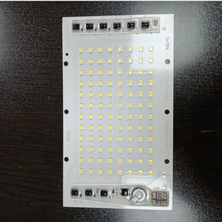 چیپ ال ای دی 100 w پرژکتور