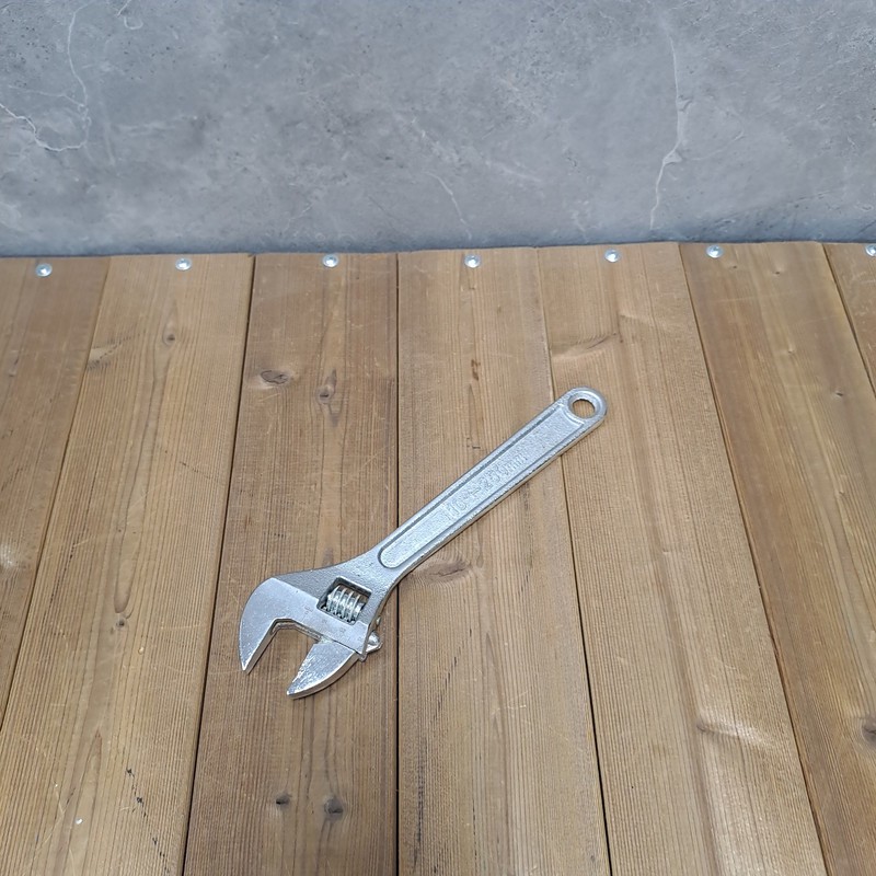 آچار فرانسه فرد مدل FORGED STEEL سایز 10 میلی متر