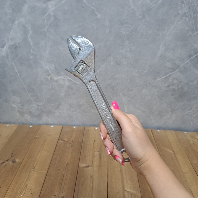 آچار فرانسه فرد مدل FORGED STEEL سایز 10 میلی متر