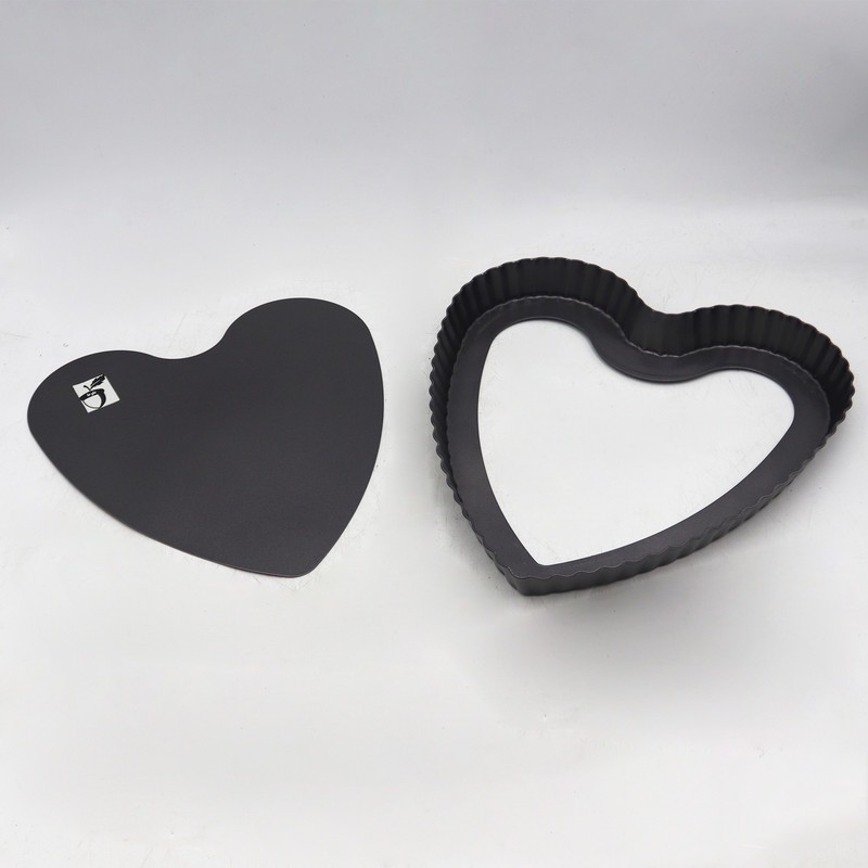 قالب تارت مدل بلوط طرح قلب کد YP-26x26x2.5CM