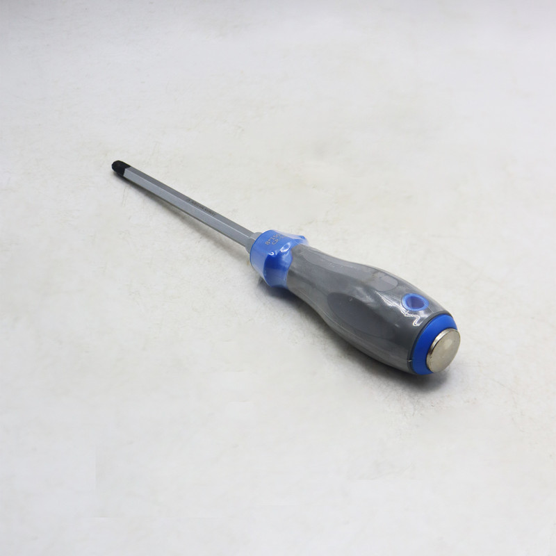 پیچ گوشتی چهارسو مدل ضربه خور کد YP-8150CRASMAN139 سایز 150 میلی متر