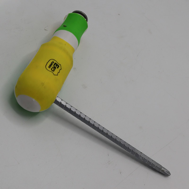 پیچ گوشتی اکو مدل YPE-02H