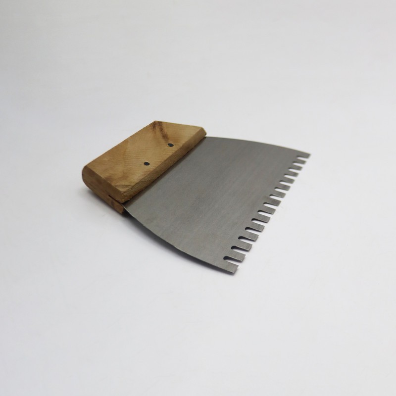 کاردک مدل شانه ای کد YP-DASTE CHOBI-18 13CM