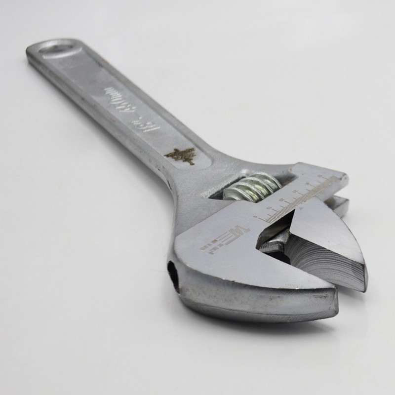 آچار فرانسه مدل دراگون برن کد YP-450MM سایز 18 اینچ