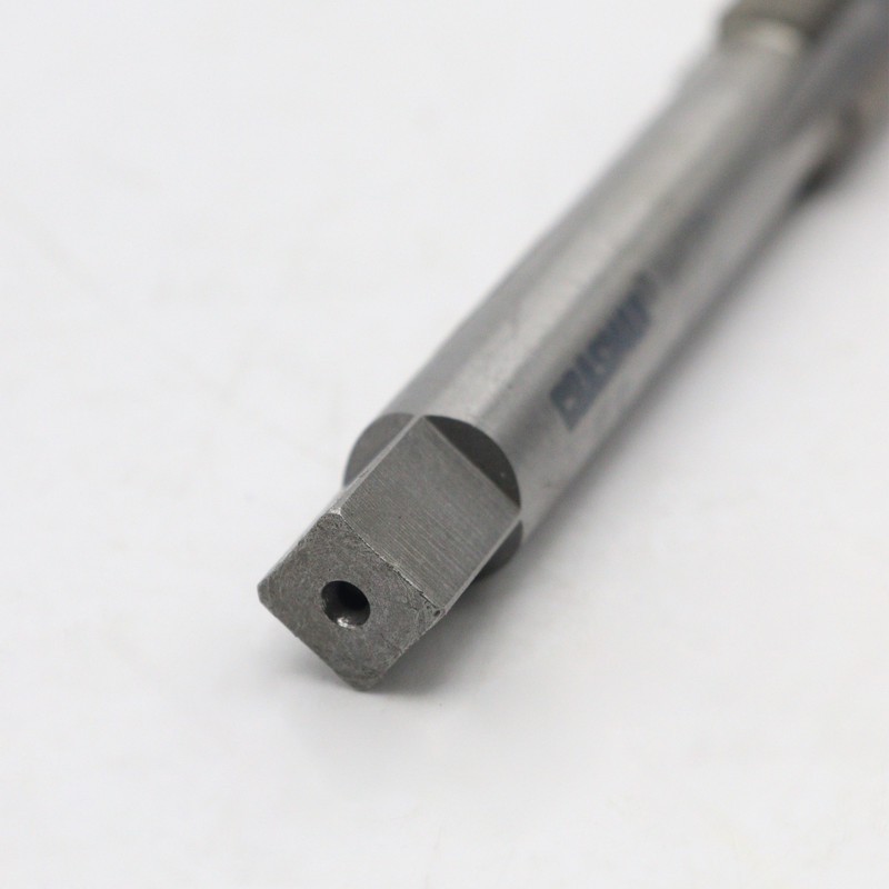 مته قلاویز ماشینی مدل داگ کد YPCR-M16-6H سایز 16میلی متر