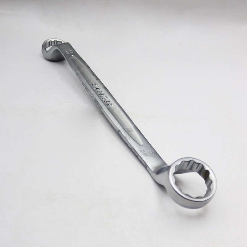 آچار دوسر رینگی تراست مدل YP-3032 سایز 30-32 میلی متر