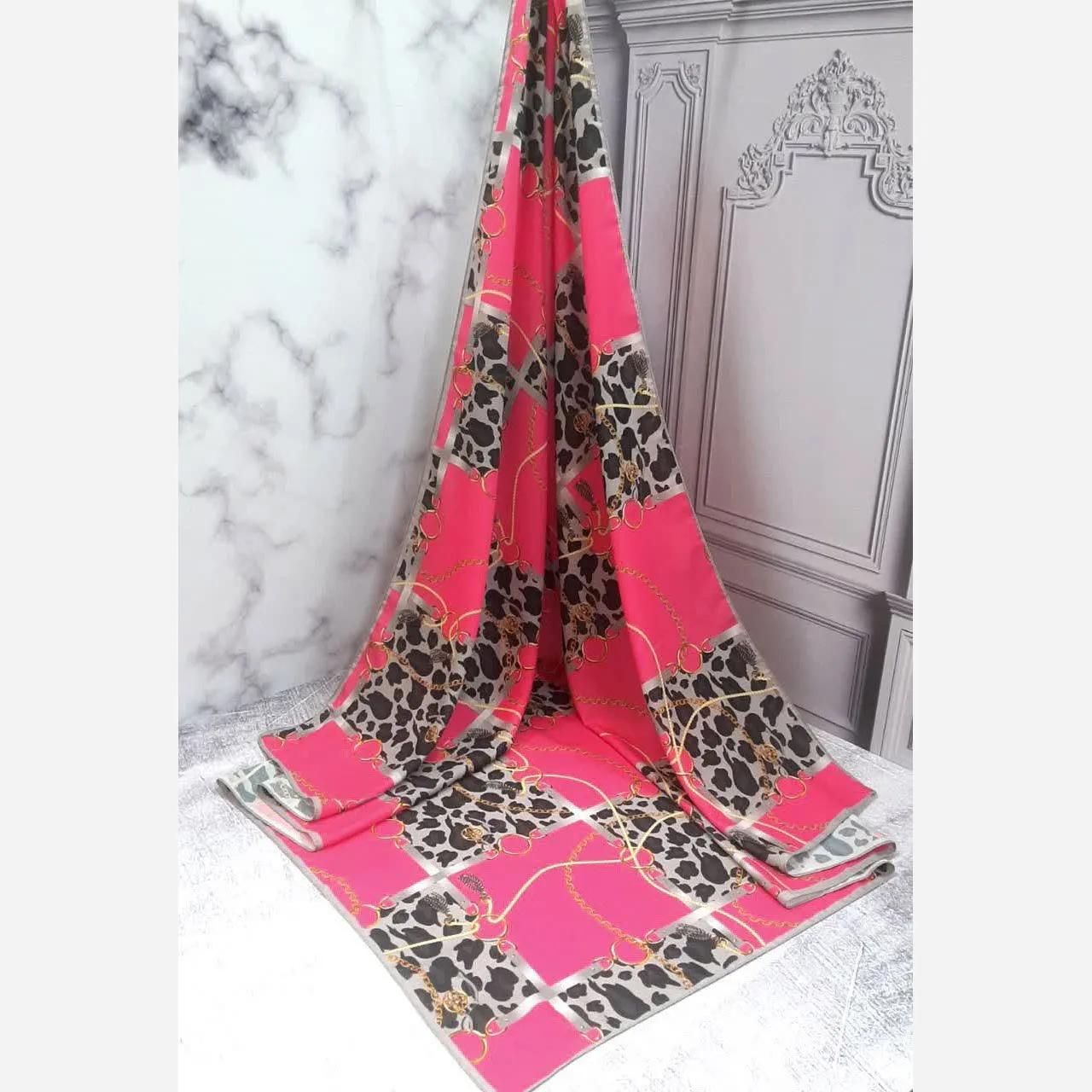 روسری نخ کاستوم طرح ارغوان قواره بزرگ 140 سانتیمتر زنانه