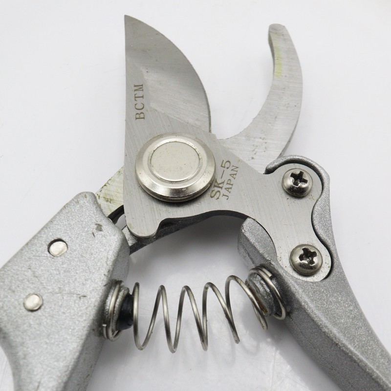 قیچی باغبانی بی سی تی ام مدل YPSF-JAPAN-ZS-210MM