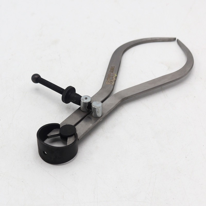 پرگار صنعتی خارج سنج مدل داگ کد YP-KHARE SANJ گستره 150 میلیمتر