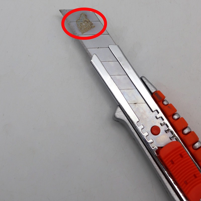 کاتر مدل گوریلا کد YPT-LE18MM