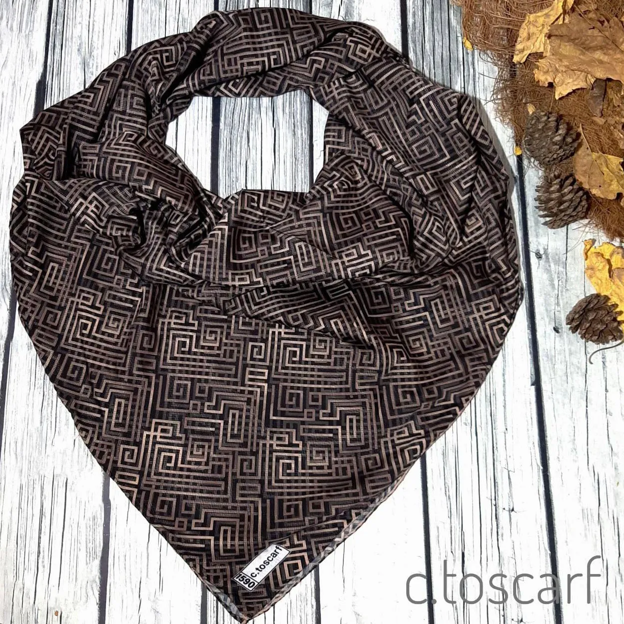 روسری طرح سیمین نخ بامبو قواره بزرگ 140x140 زنانه مشکی ریز نقش اسپرته
