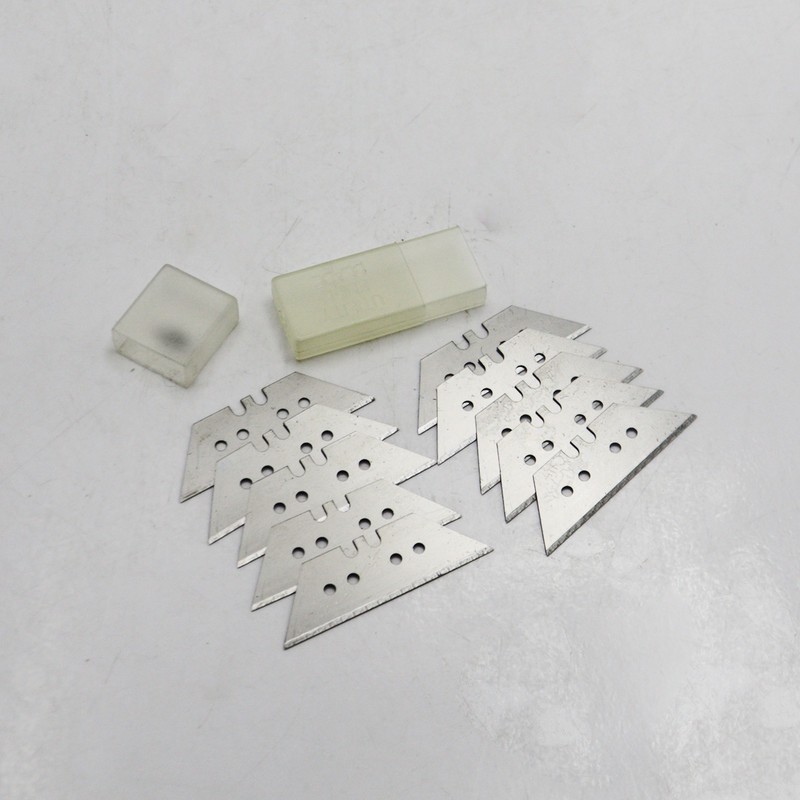 تیغ کاتر فورد مدل ذوزنقه ای کد YP-FHT0404-10PCS مجموعه 10 عددی