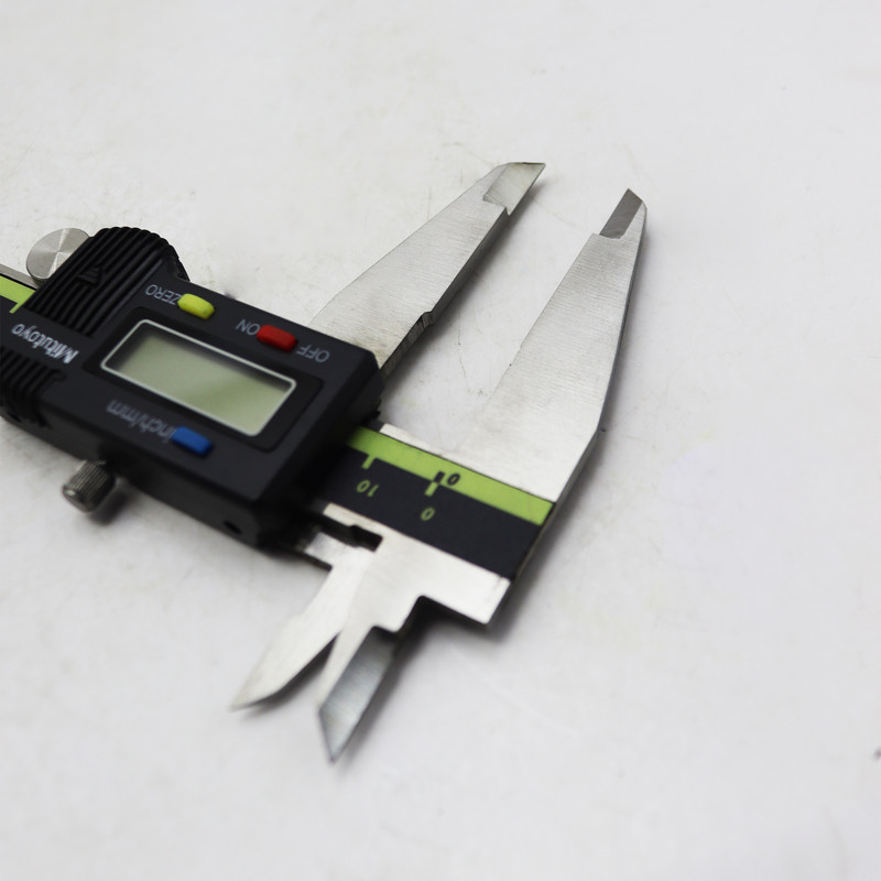 کولیس میتوتویو مدل دیجیتالی کد YP-japan-0-300MM گستره 300-0 میلی متر
