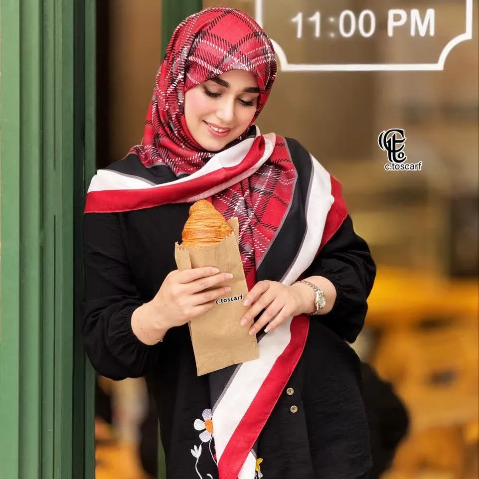 روسری نخ کاستوم طرح دنیز سایز 140 مناسب بانوان قرمز