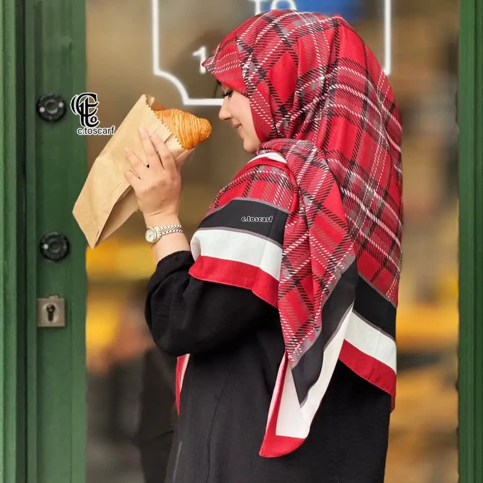 روسری نخ کاستوم طرح دنیز سایز 140 مناسب بانوان قرمز