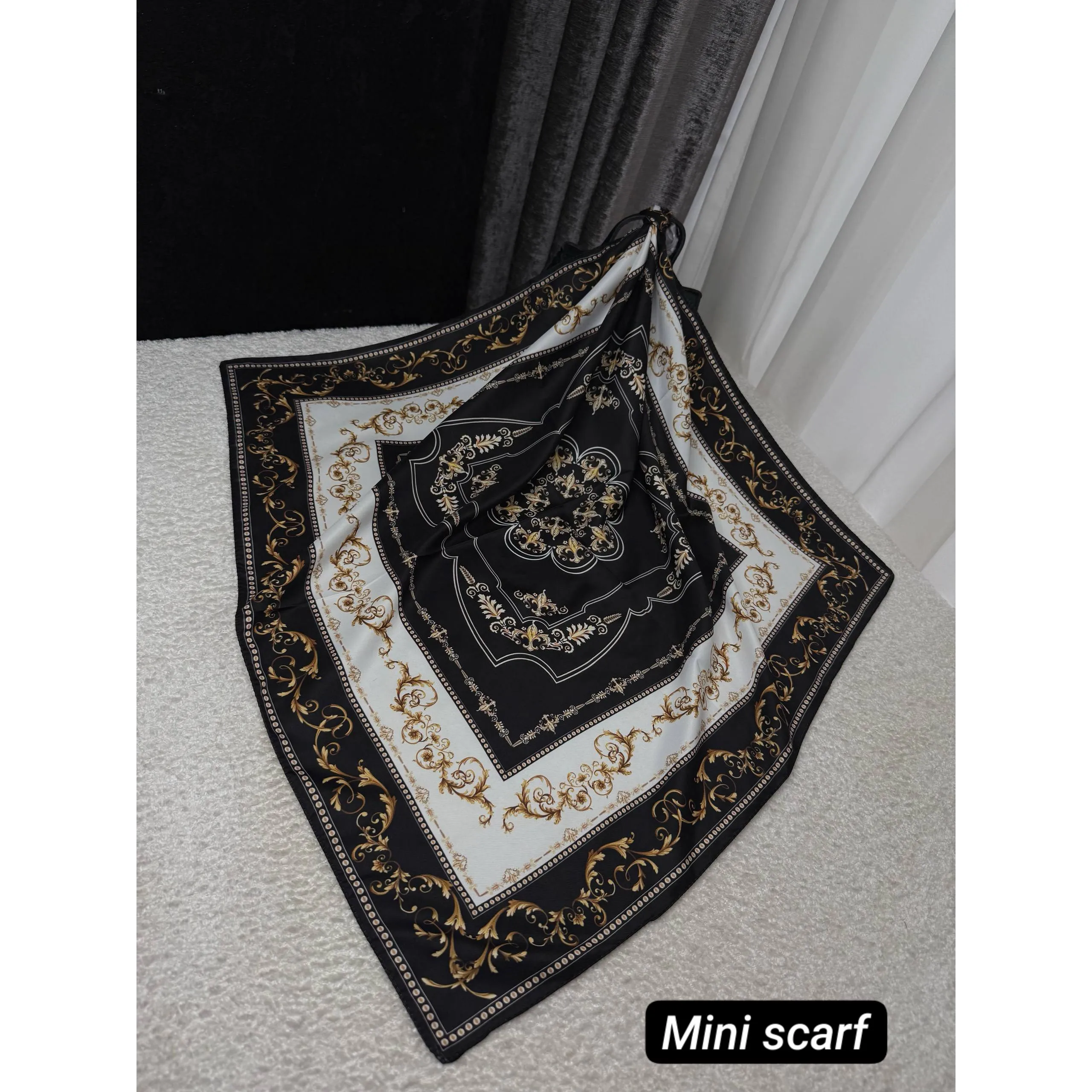 روسری ساتن ابریشم قواره 140 طرح رویا مجلسی