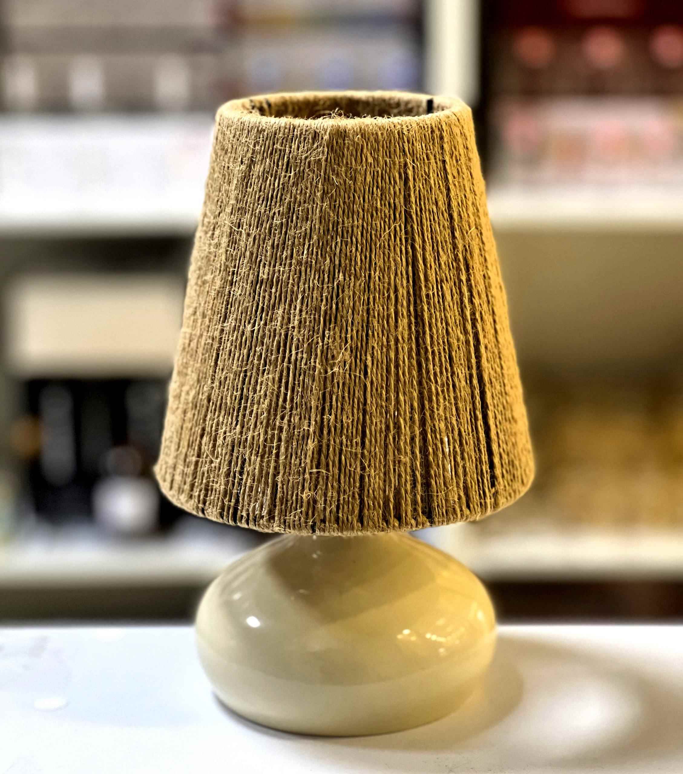 آباژور اشکی کنفی پایه فلز  رنگ کرم  سایز کوچک تک جعبه